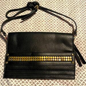 Steve Madden Art Deco Crossbody In Black Vegan Leather With Metal Accents EUC